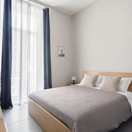 Darna 4* Neapel